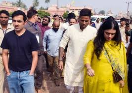 टी20 सीरीज़ से पहले सूर्यकुमार यादव, गौतम गंभीर समेत टीम इंडिया के सदस्य पुरी के श्री जगन्नाथ मंदिर में पहुंचे